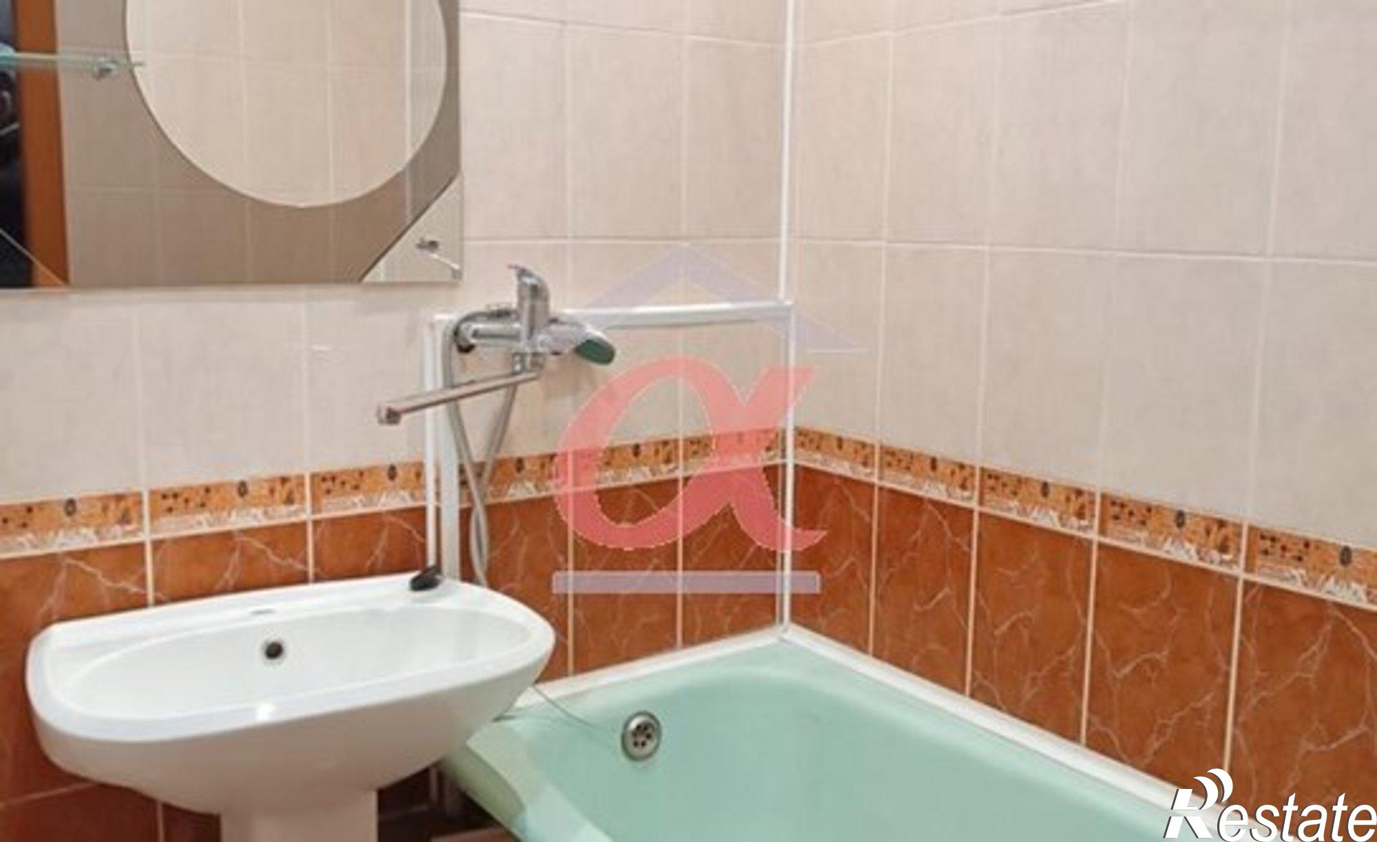 Купить квартиру за 2 600 000 рублей на Инициативная улица, 103А