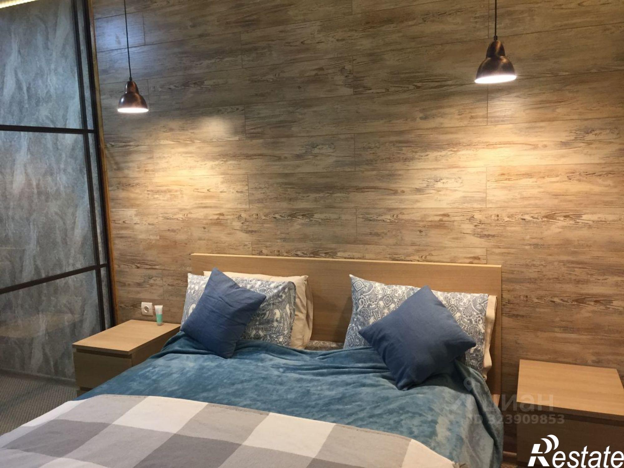 Сдать квартиру за 50 000 рублей на Московский пр-кт, 18 1