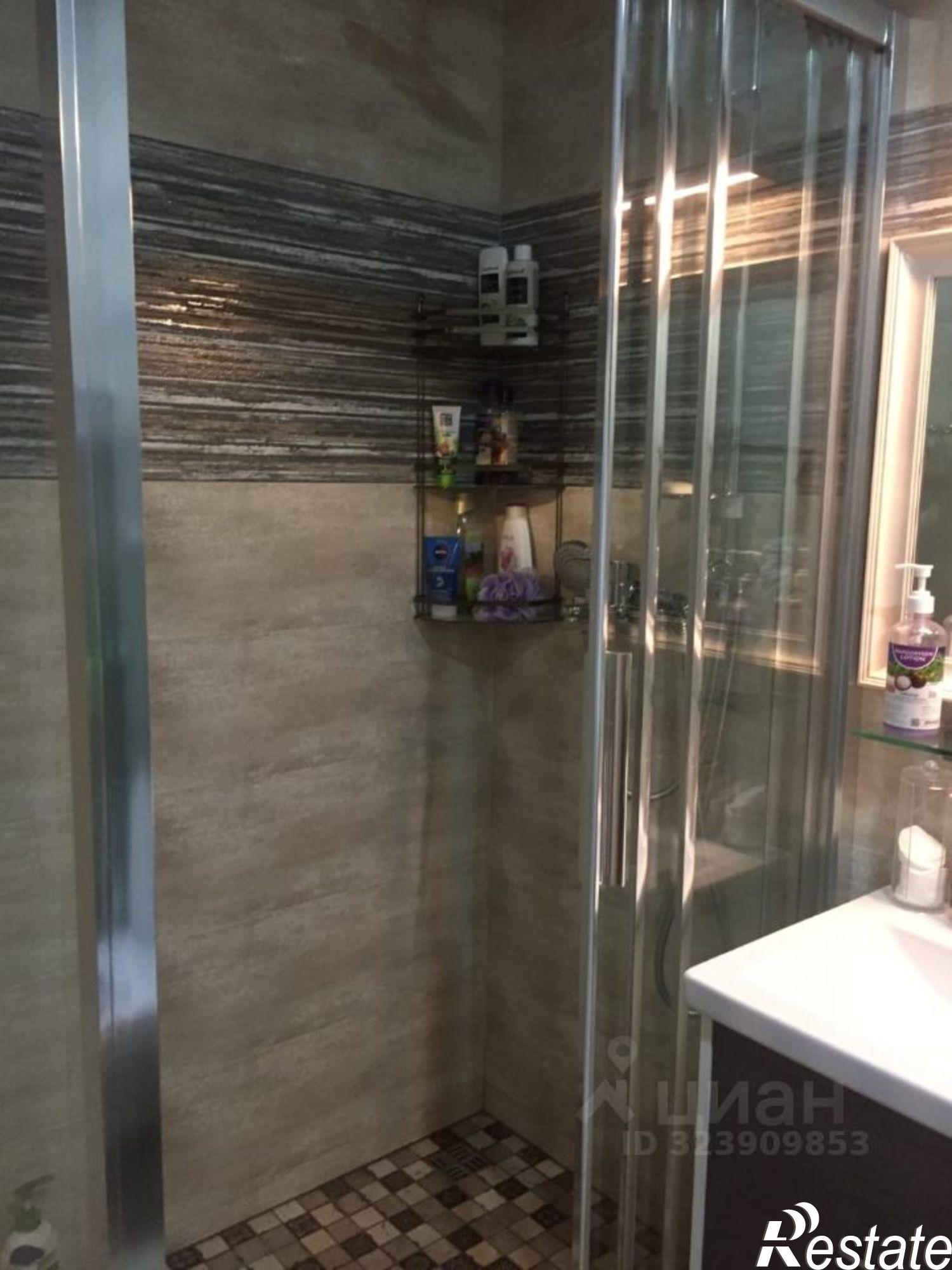 Сдать квартиру за 50 000 рублей на Московский пр-кт, 18 1