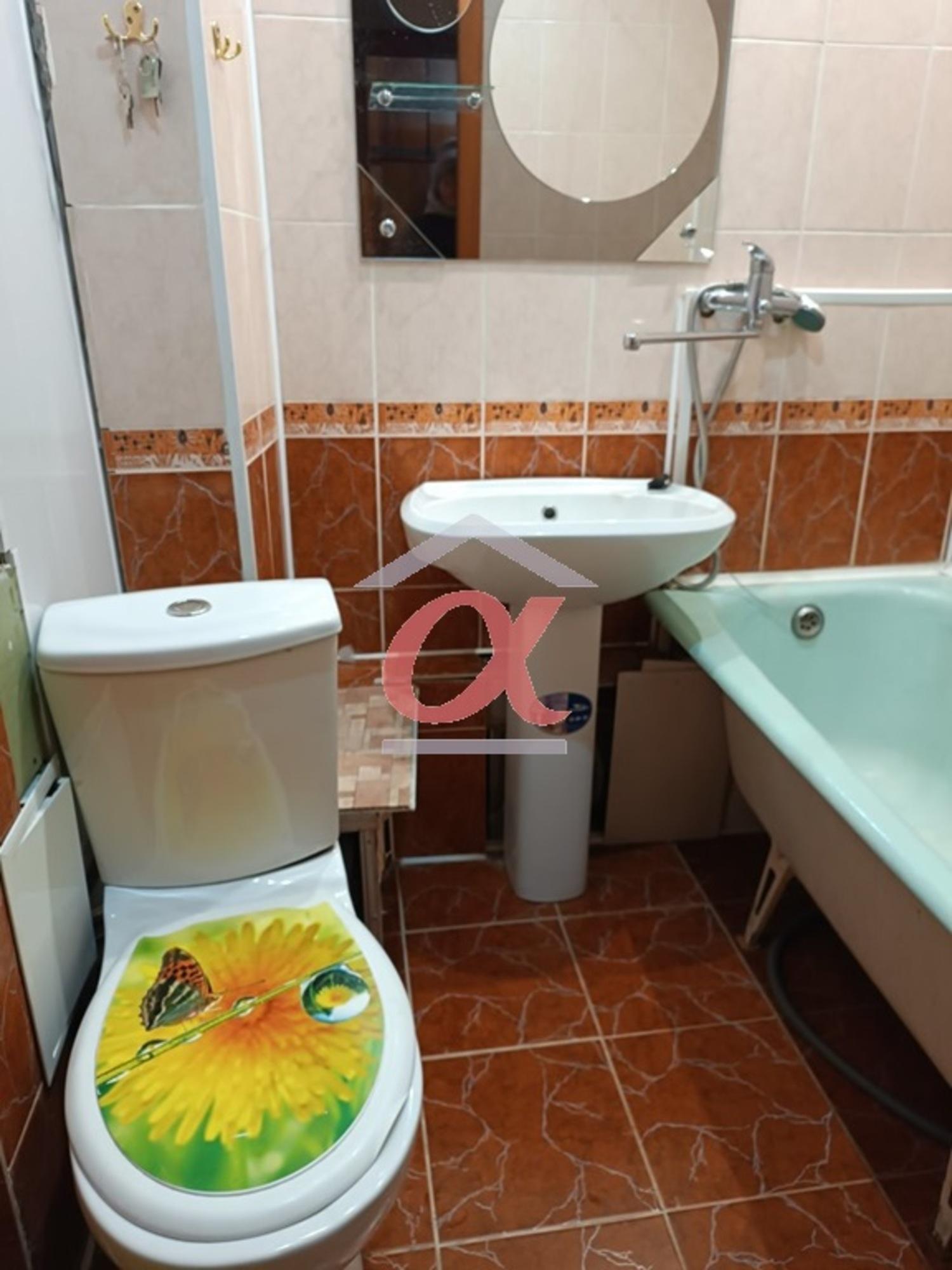 Купить квартиру за 2 600 000 рублей на Инициативная улица, 103а