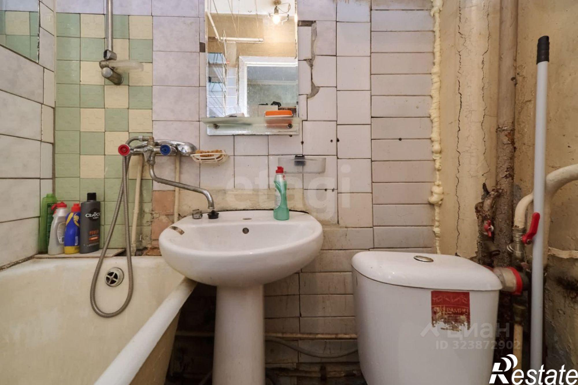 Купить квартиру за 2 200 000 рублей на бульвар Строителей, 56