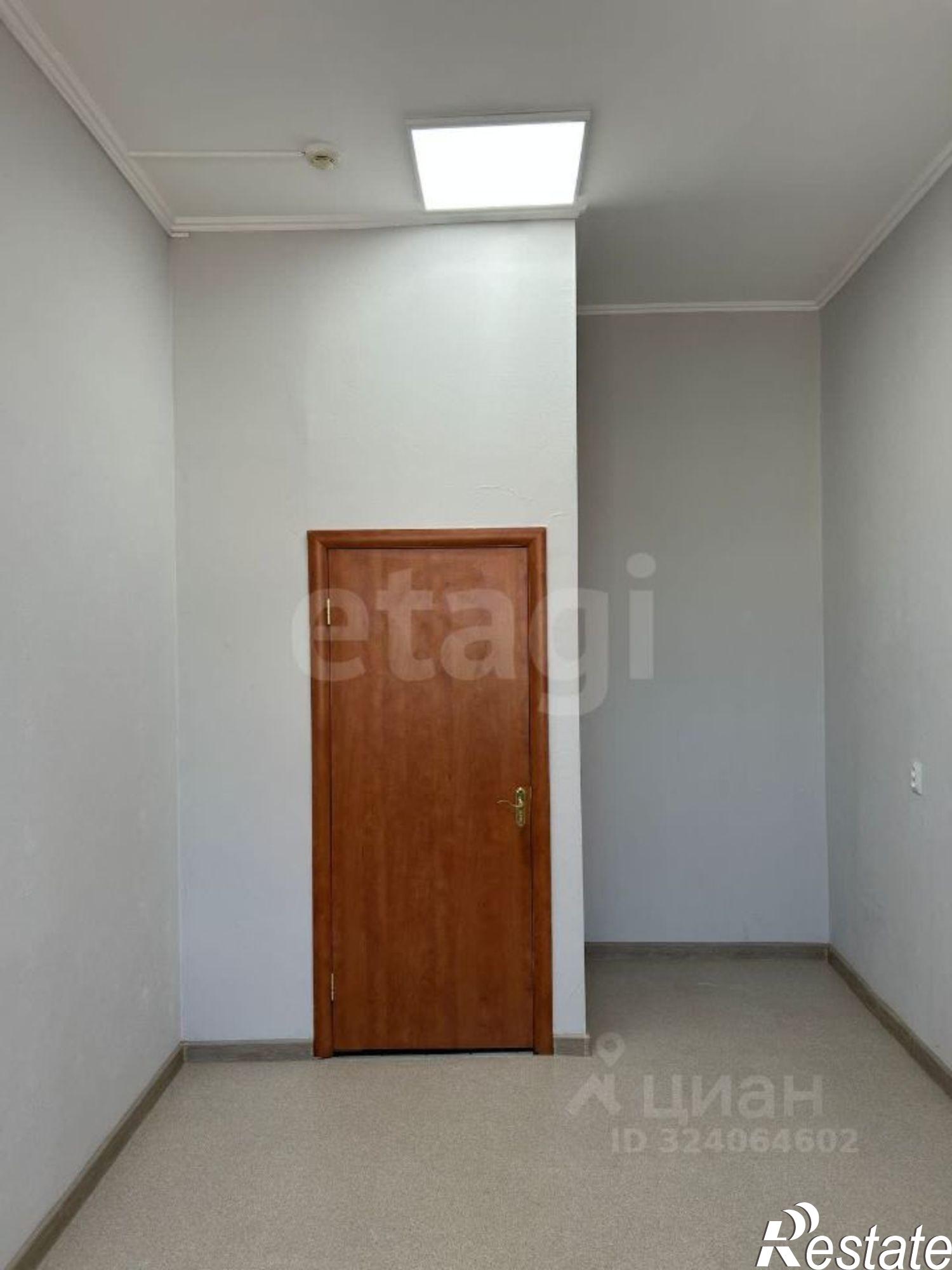 Купить офис, помещение под офис за 3 389 080 рублей на Кузнецкий пр-кт, 17