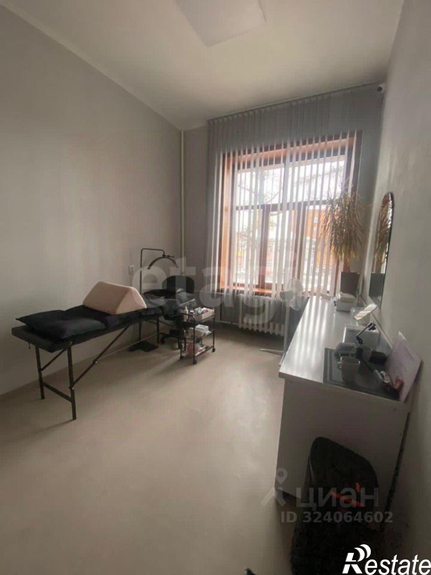 Купить офис, помещение под офис за 3 389 080 рублей на Кузнецкий пр-кт, 17