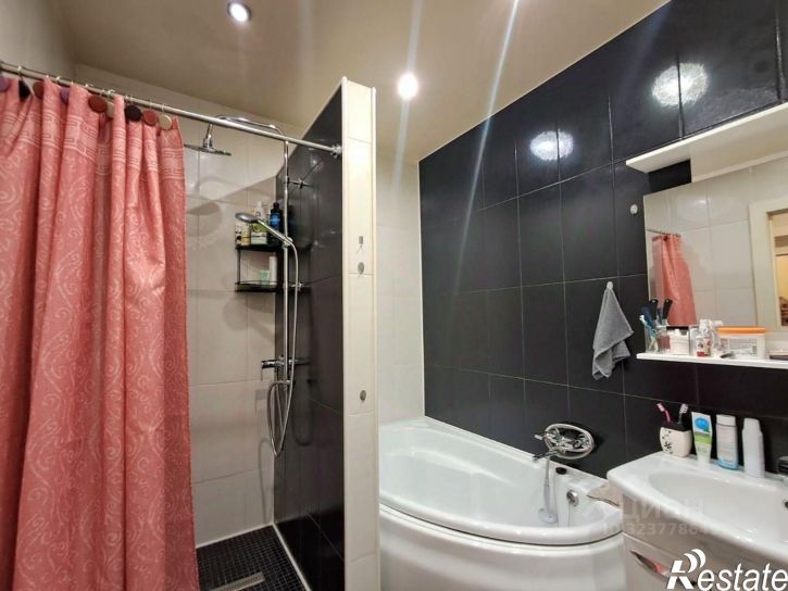 3-комн квартира Московский проспект, 18 к1,  д. 18 к1