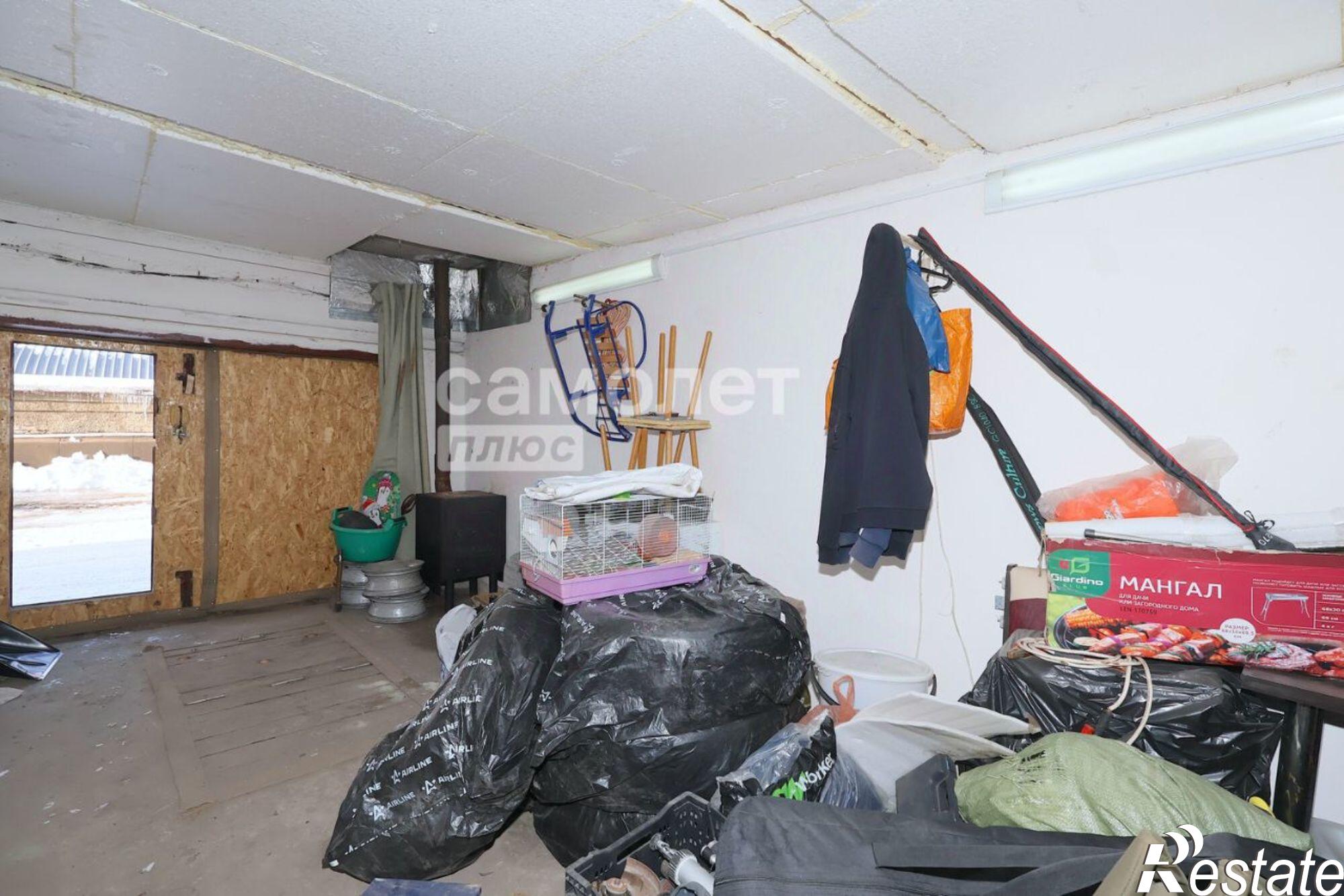 Купить гараж, место в паркинге за 1 160 000 рублей на ул Нахимова, 33