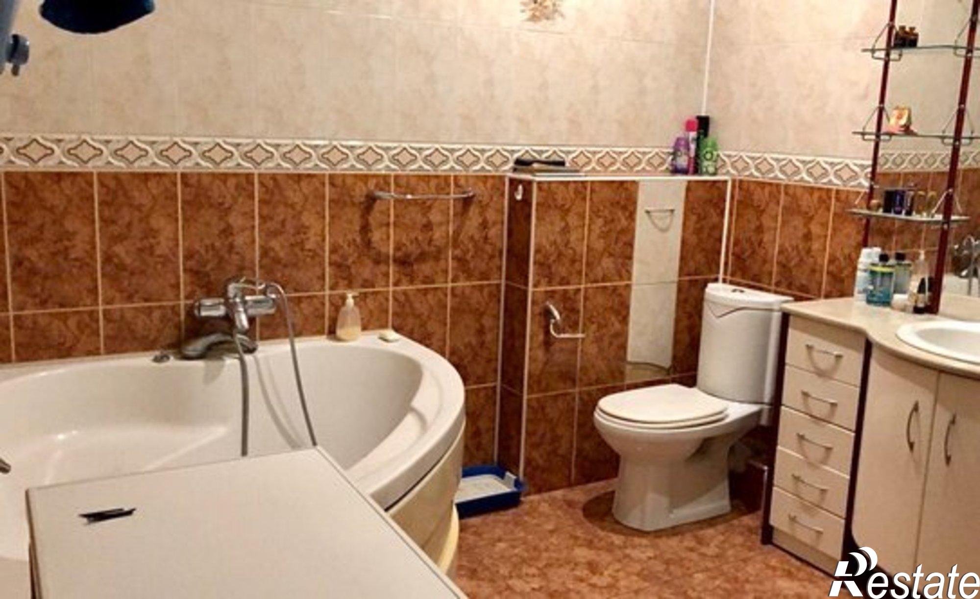 Купить квартиру за 14 900 000 рублей на ул Весенняя, 26