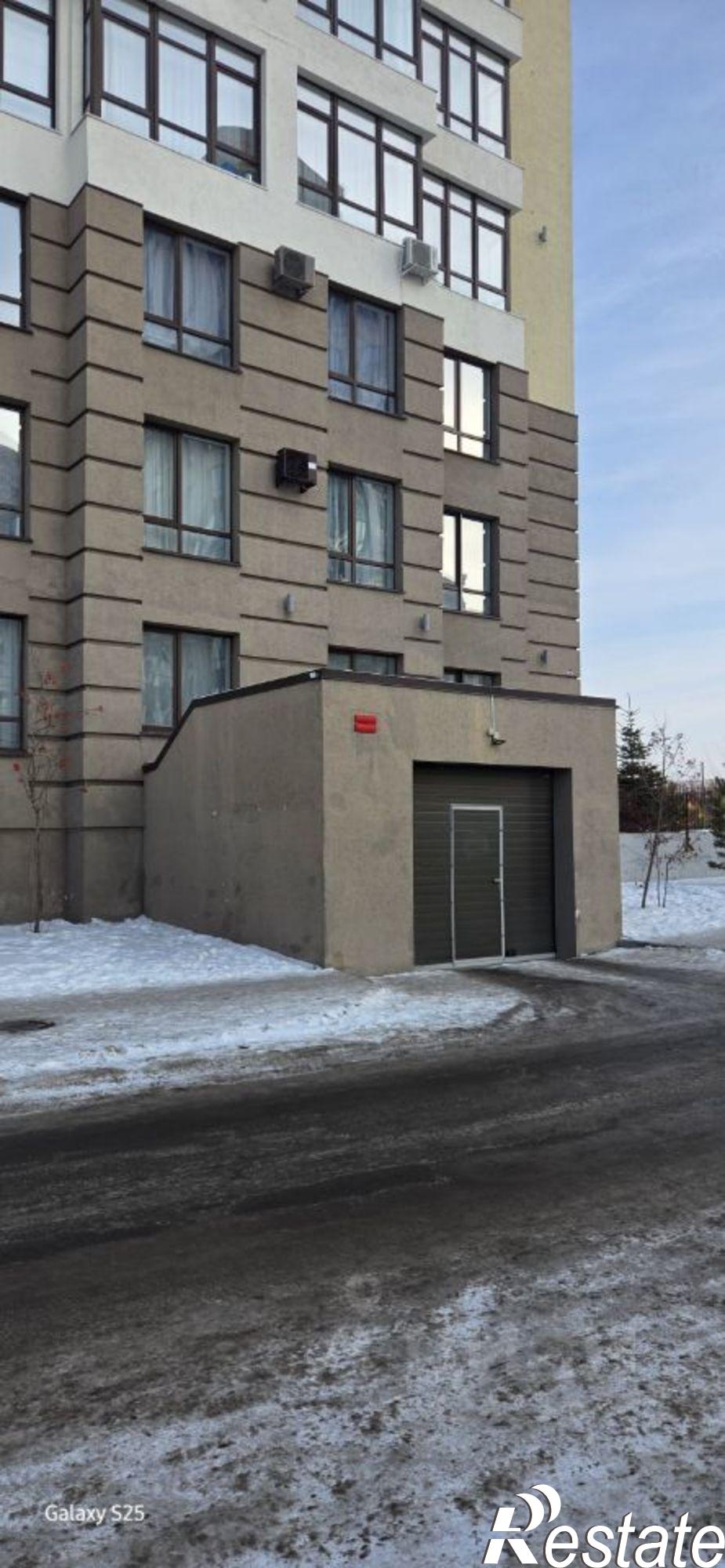 Купить гараж, место в паркинге за 2 399 010 рублей на ул Дружбы, 30/1