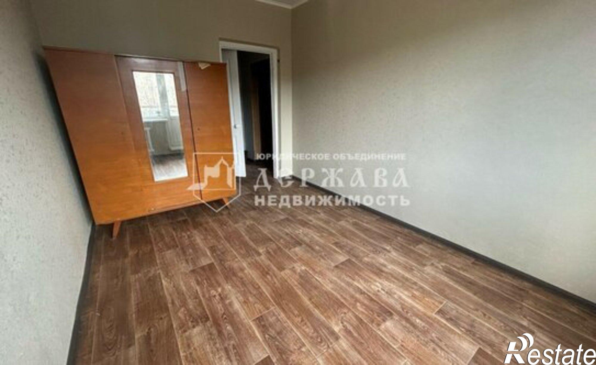 Купить квартиру за 2 550 000 рублей на Инициативная улица, 103А