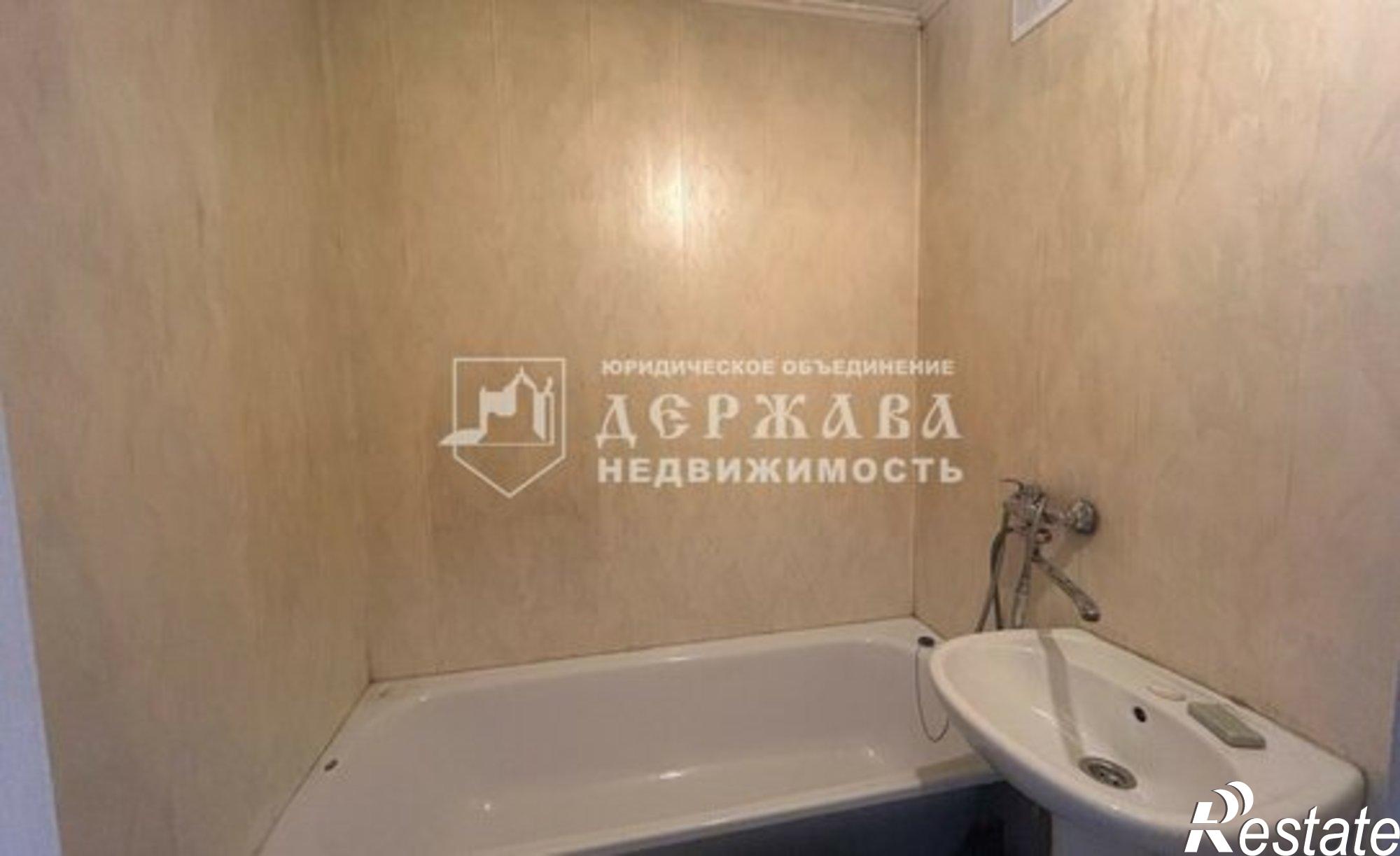 Купить квартиру за 2 550 000 рублей на Инициативная улица, 103А