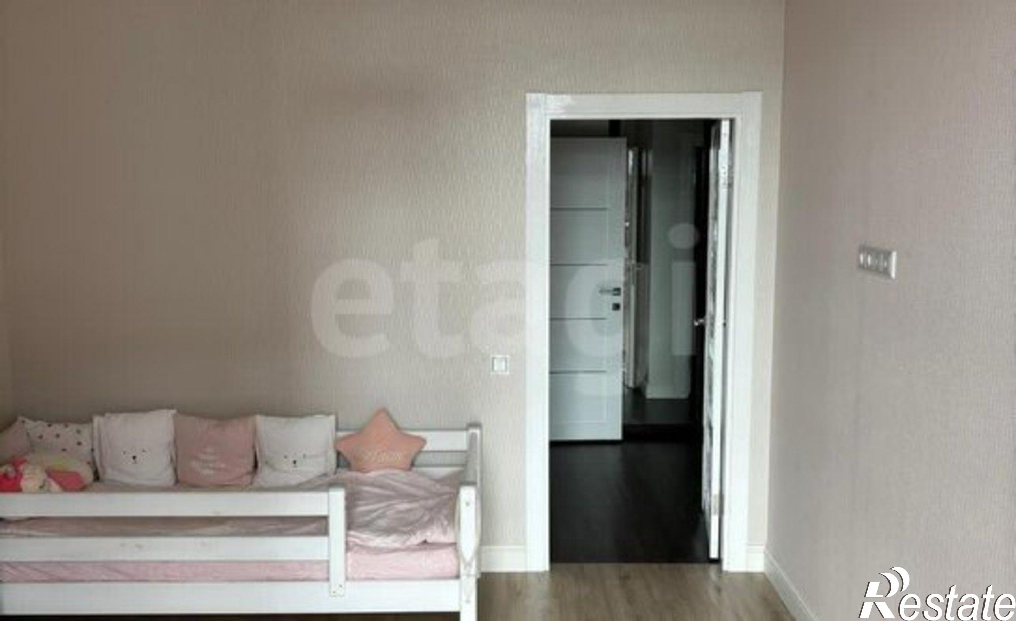 Купить квартиру за 14 000 000 рублей на Московский пр-кт, 18 2