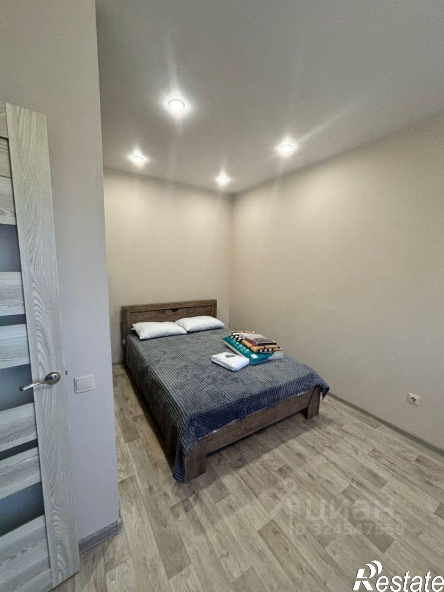 Сдать квартиру за 40 000 рублей на Московский проспект, 4