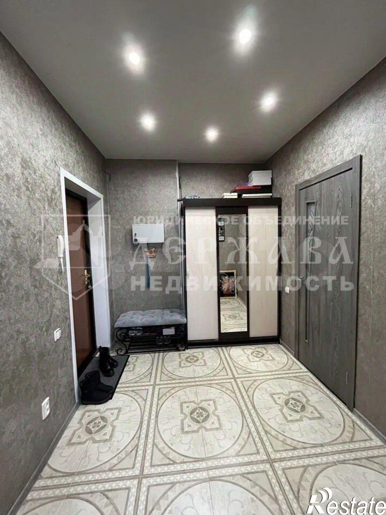 Купить квартиру за 5 500 000 рублей на проспект Шахтёров, 74