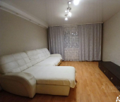 2-комн, 60кв м, этаж 1/9 улица Дружбы, 35