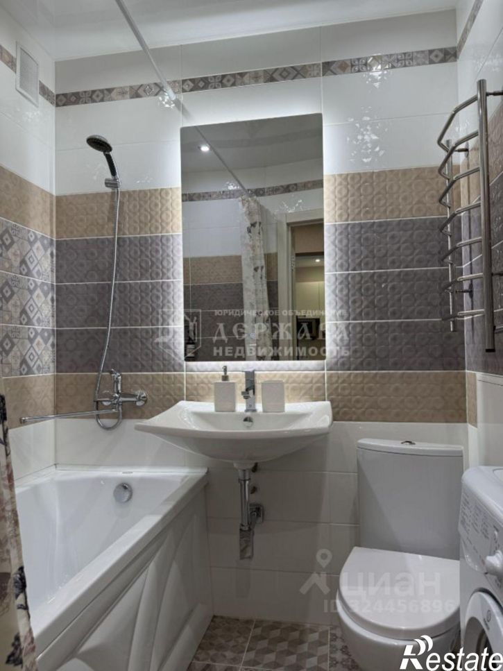 2-комн квартира Восточный проспект, 23,  д. 23