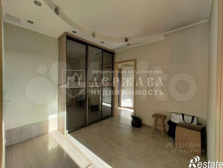 4-комн квартира Октябрьский проспект, 82,  д. 82