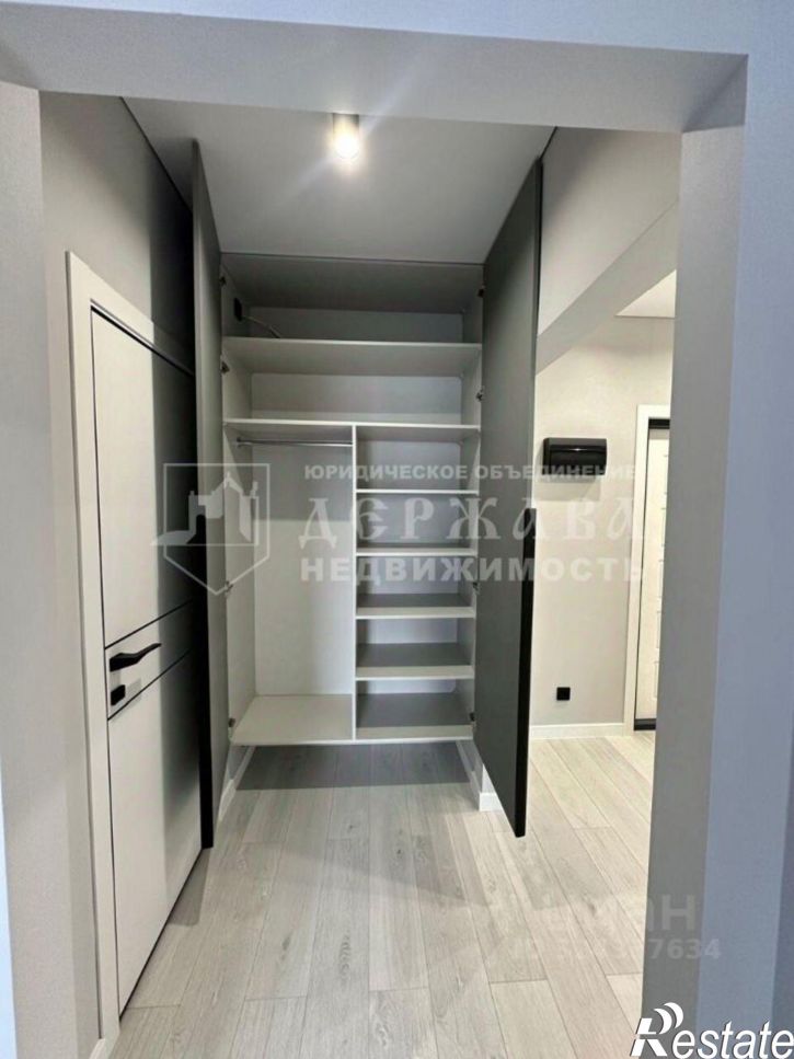 2-комн квартира бульвар Строителей, 60 к3,  д. 60 к3