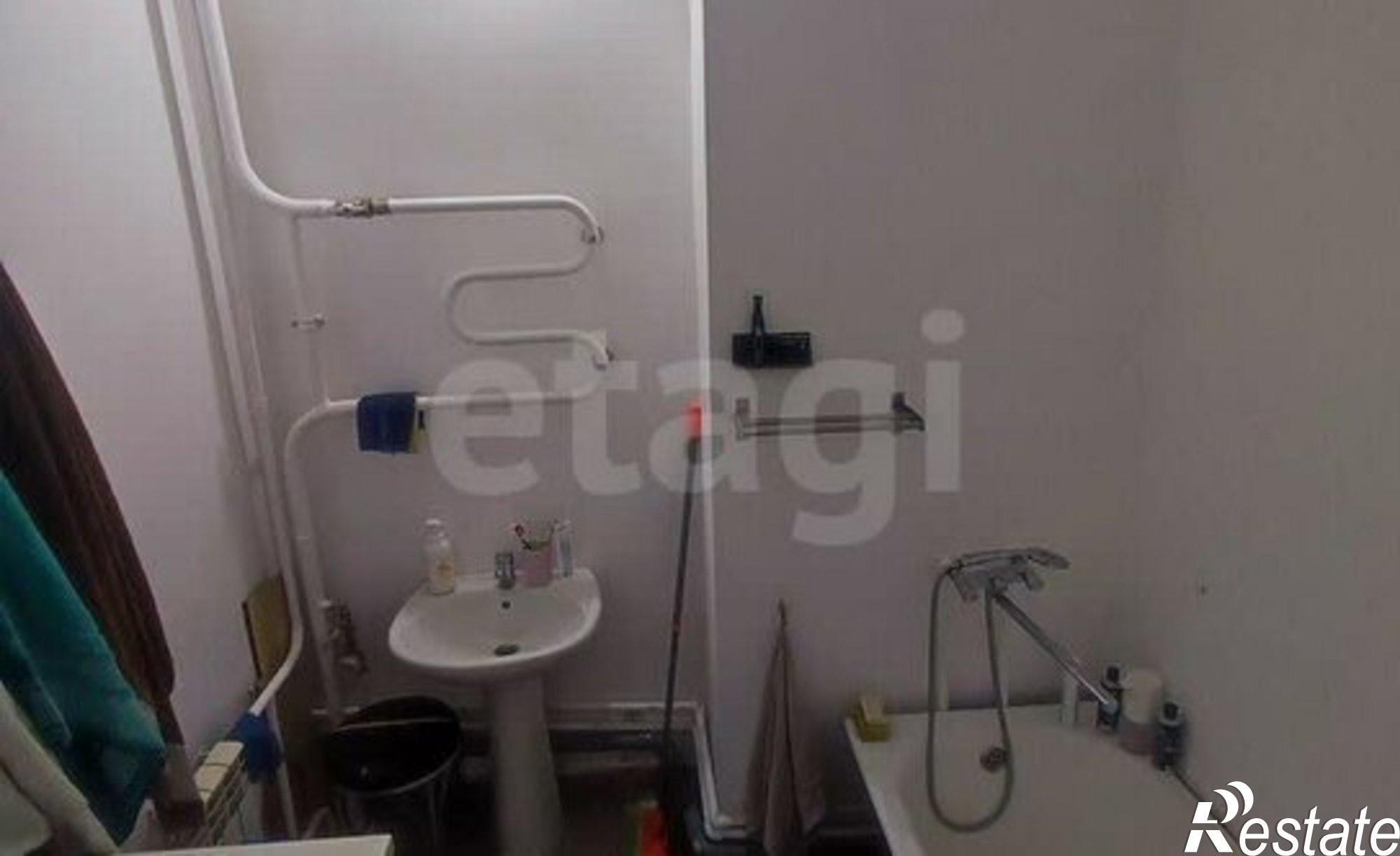 Купить квартиру за 8 550 000 рублей на пр-кт Шахтеров, 70а