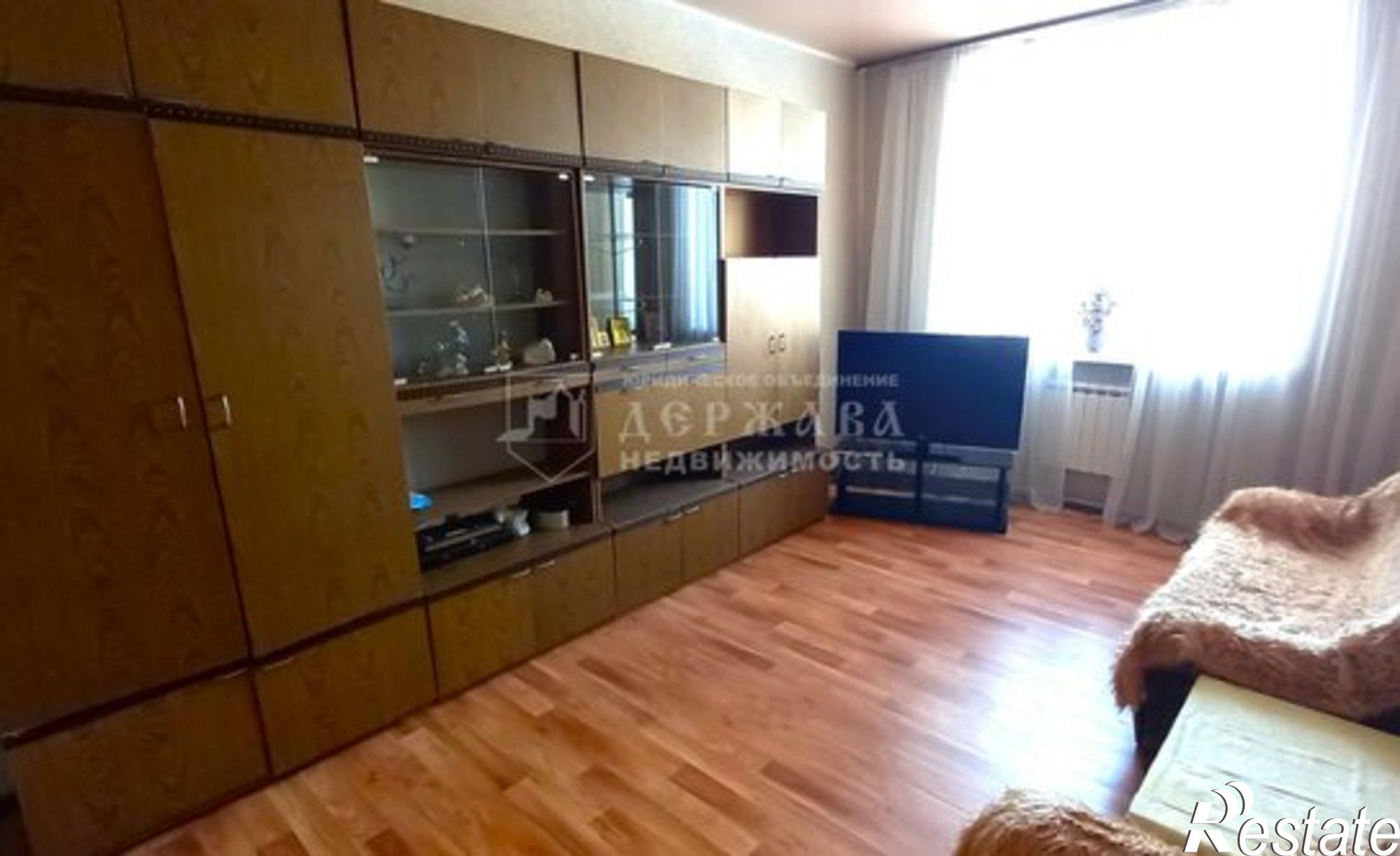 Купить квартиру за 4 500 000 рублей на Инициативная улица, 106