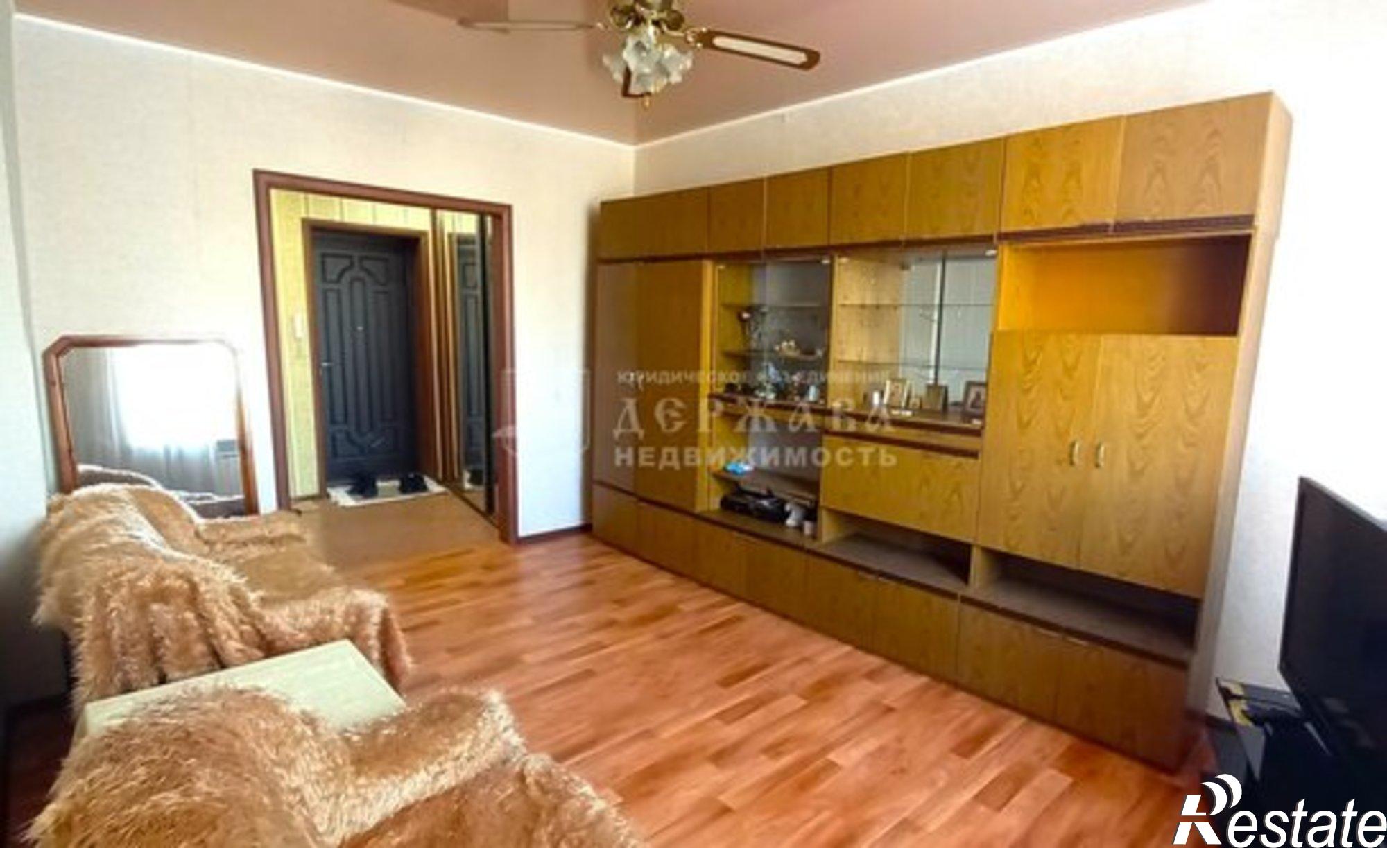 Купить квартиру за 4 500 000 рублей на Инициативная улица, 106