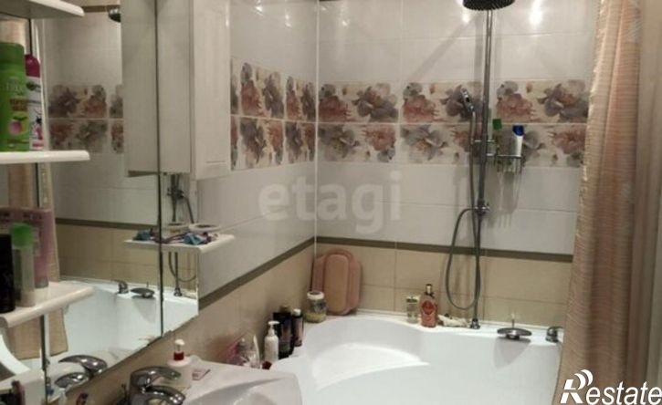 3-комн квартира улица Гагарина, 52,  д. 52