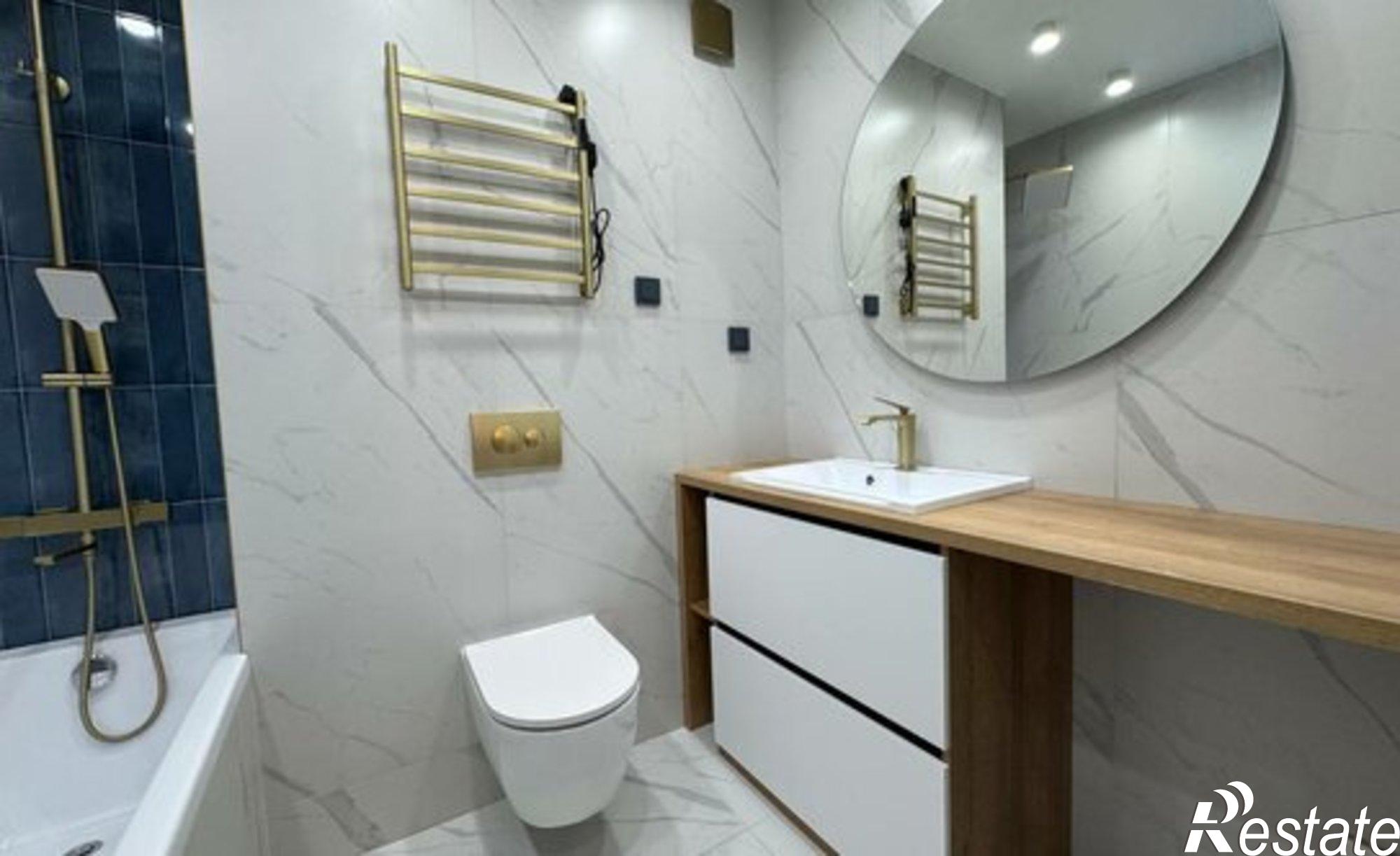 Купить квартиру за 6 340 000 рублей на Солнечный бульвар, 22