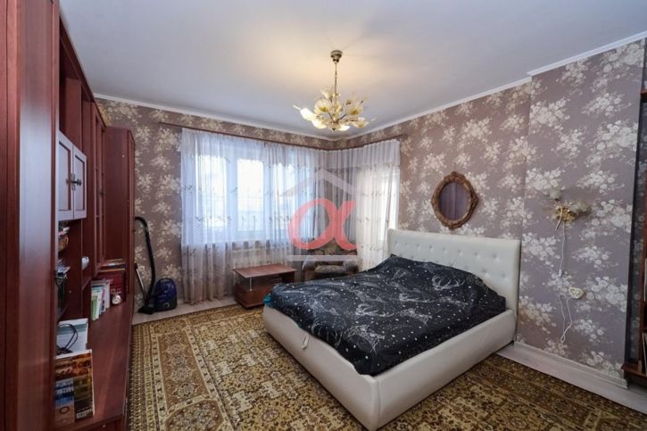 3-комн квартира Ермака улица, 5