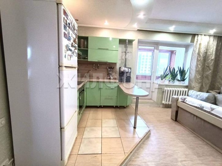 3-комн квартира Сибиряков-Гвардейцев улица, д.24А