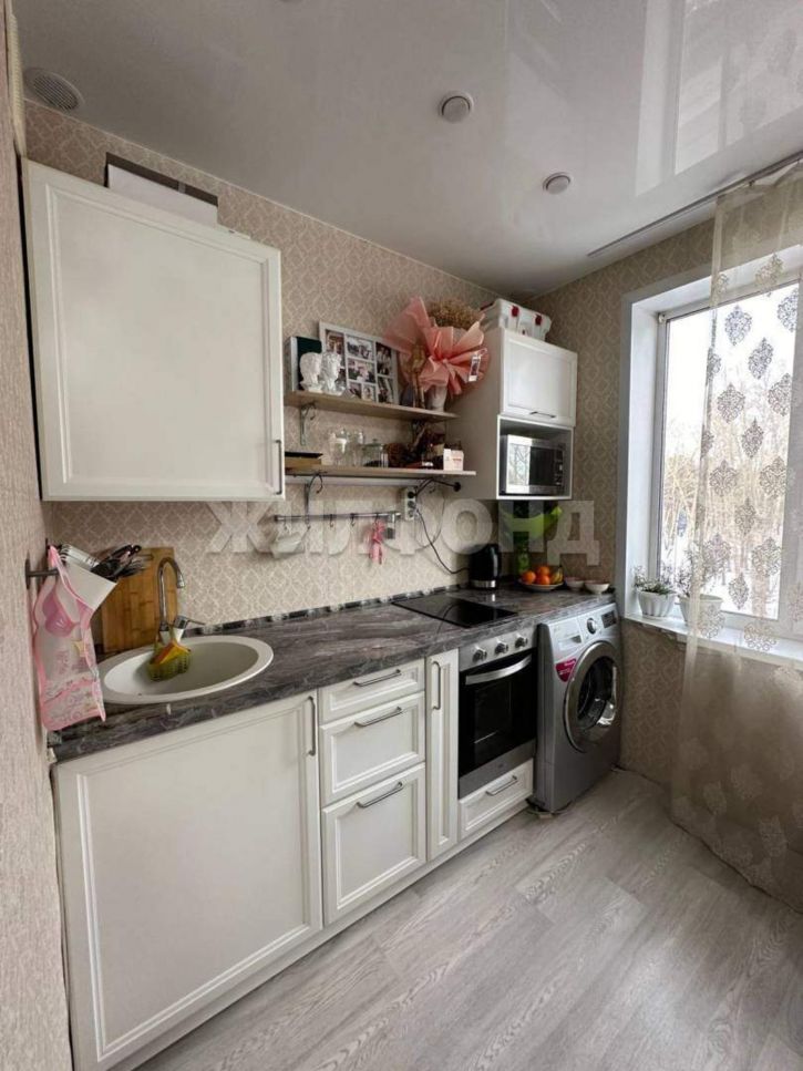 3-комн квартира Шорникова улица, д.15