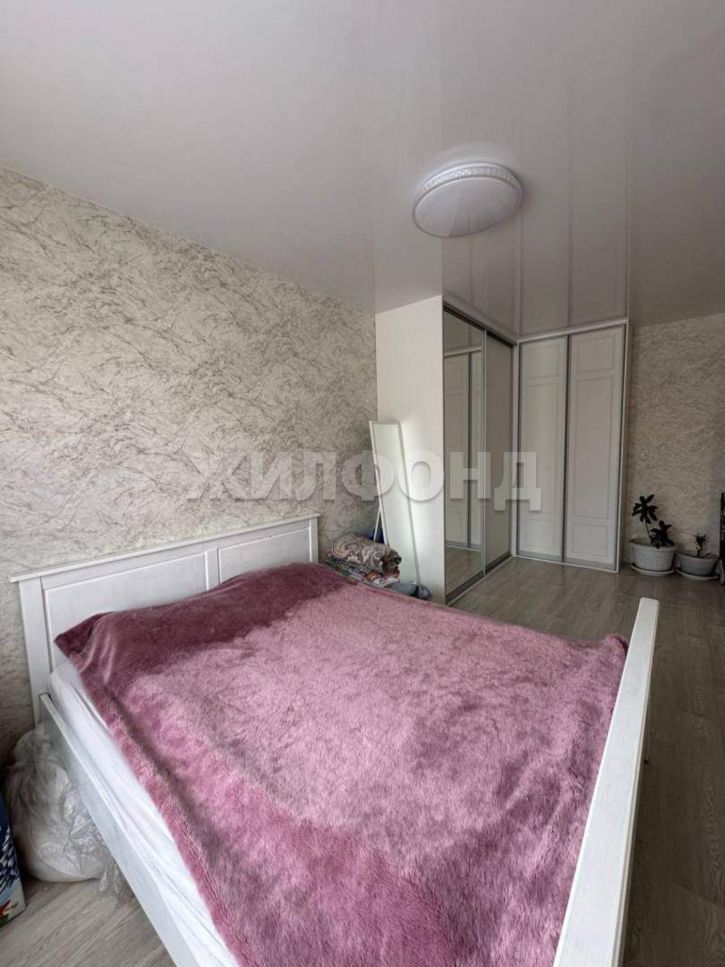 3-комн квартира Шорникова улица, д.15