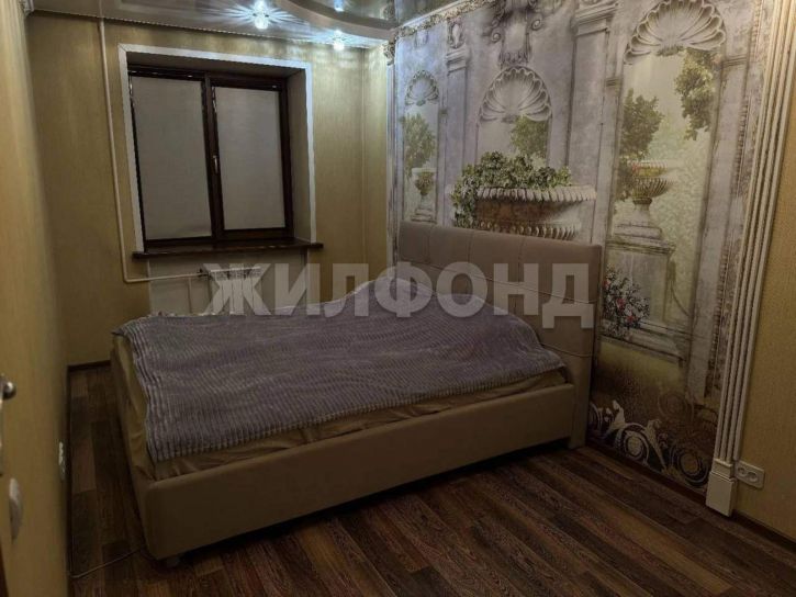 3-комн квартира Сибиряков-Гвардейцев улица, д.6
