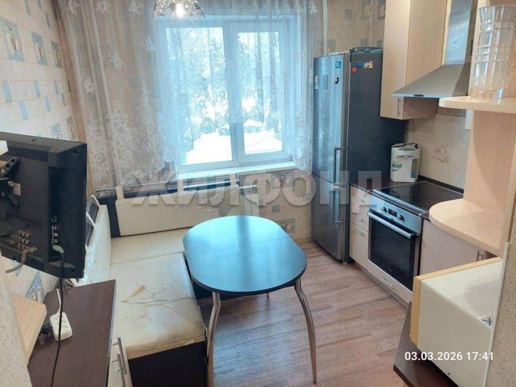 3-комн квартира Комсомольский проспект, д.49