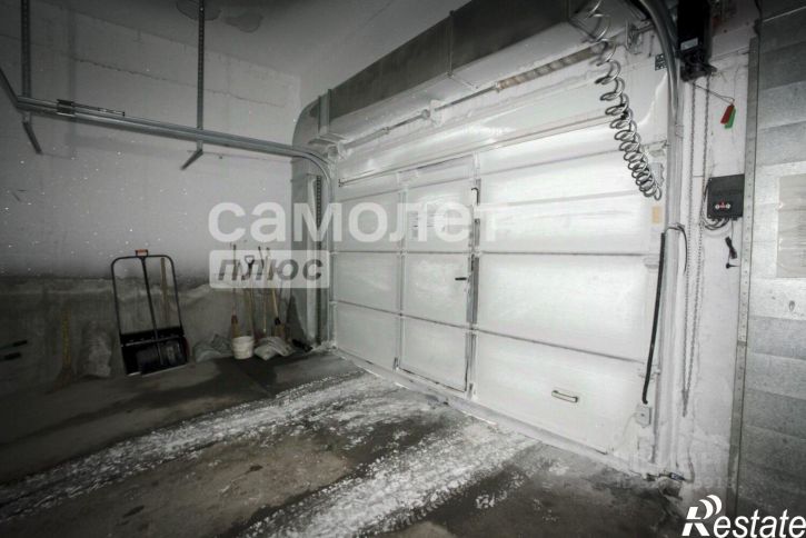 Гараж/парковка Ленинградский пр-кт, 32В,  д. 32В