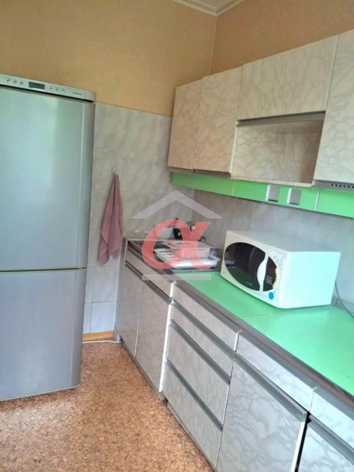 3-комн квартира Октябрьский проспект, 78