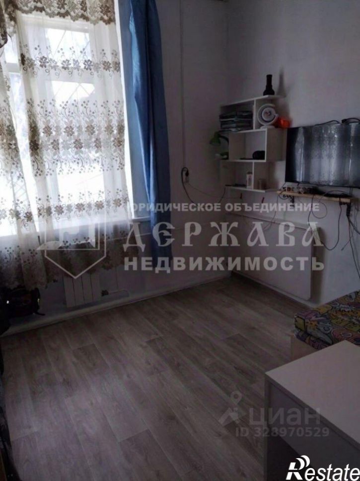 Комната Инициативная улица, 20,  д. 20