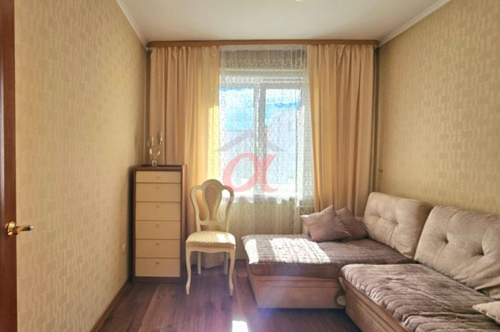 3-комн квартира Химиков проспект, 15