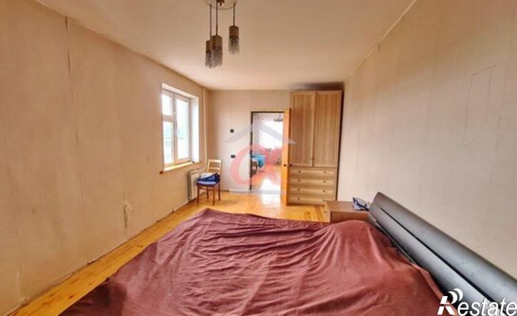 3-комн квартира бульвар Строителей, 27,  д. 27