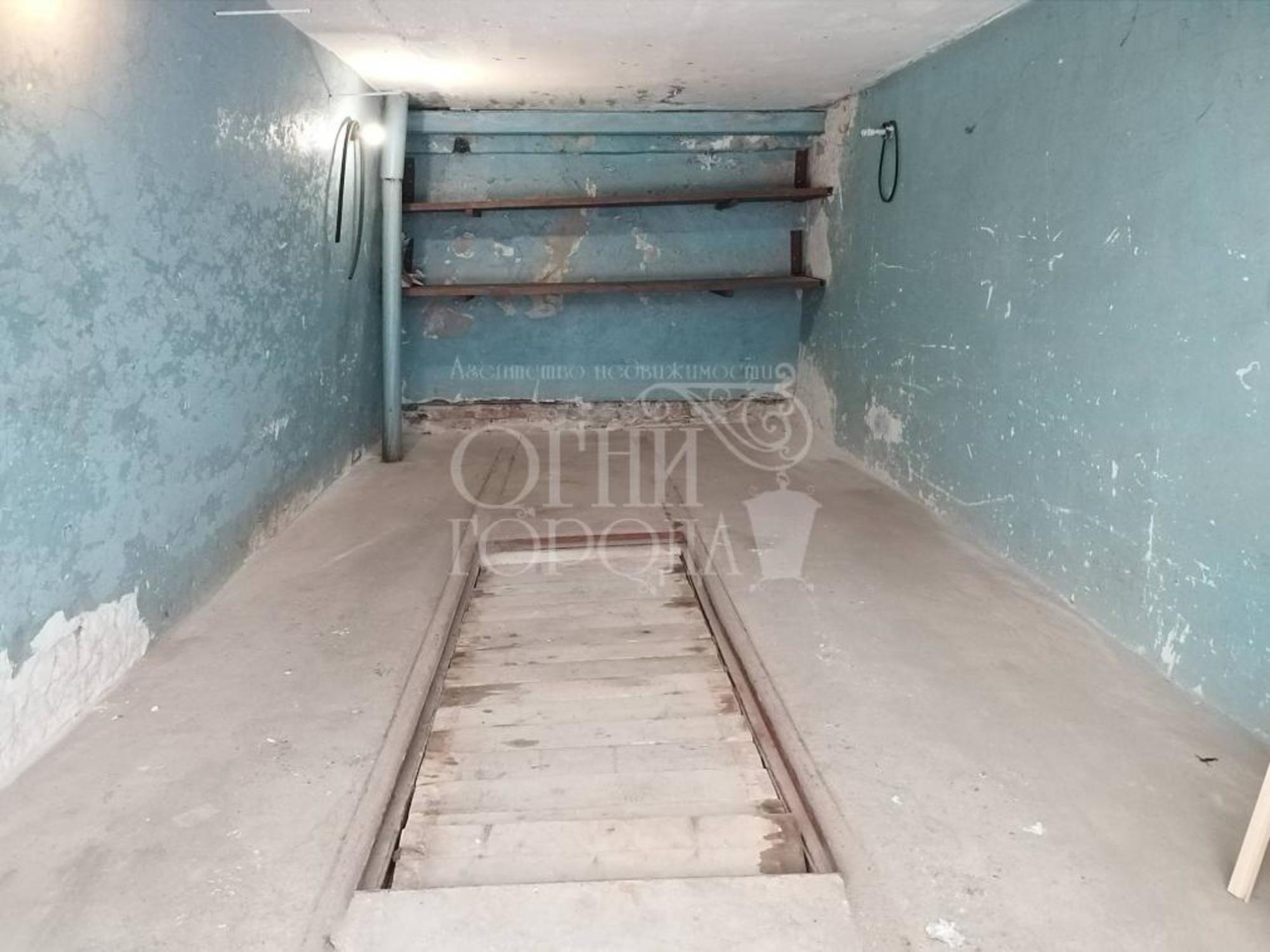Купить гараж, место в паркинге за 685 000 рублей на Станционная, 3а