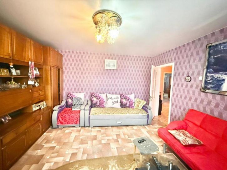 3-комн квартира Октябрьский пр-кт, 61б