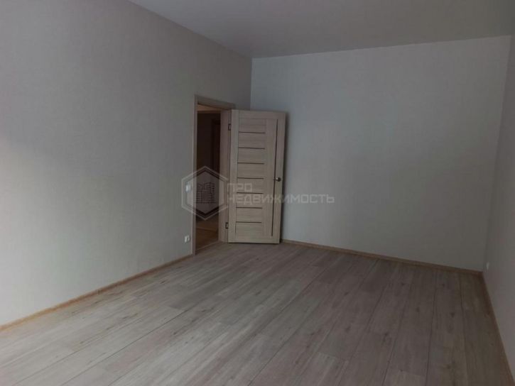 3-комн квартира Патриотов, 7