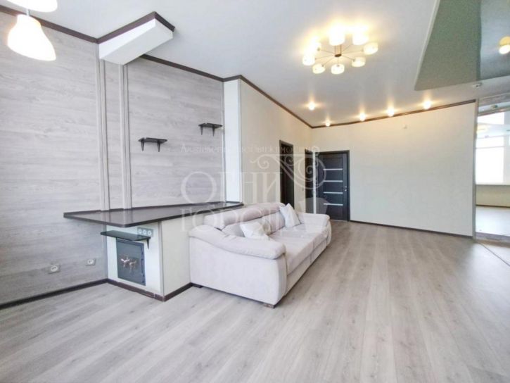 3-комн квартира Весенний пр-кт, 6
