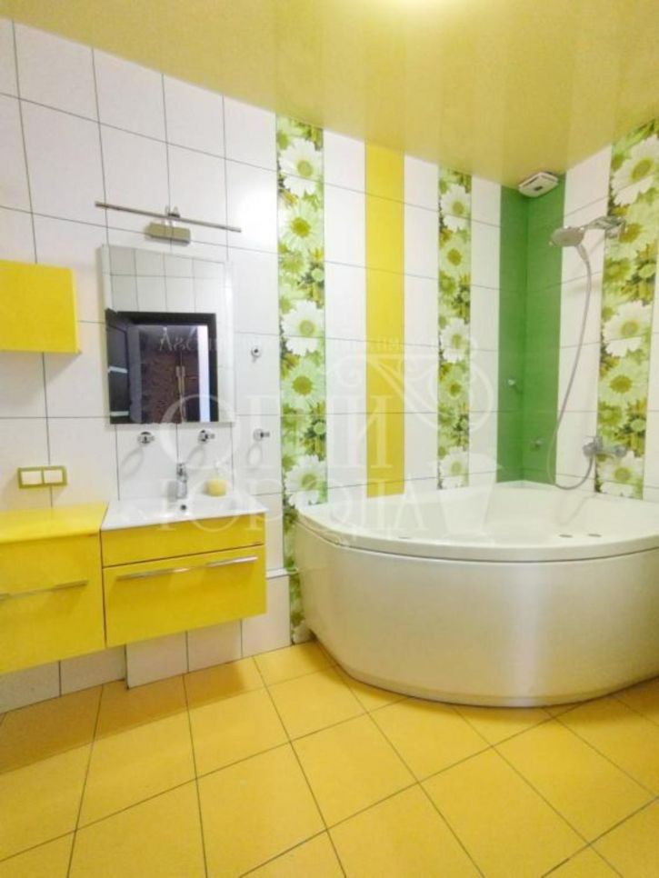 3-комн квартира Весенний пр-кт, 6