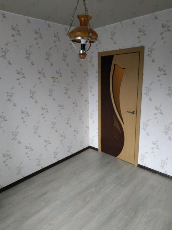 2-комн квартира б-р Строителей, 41