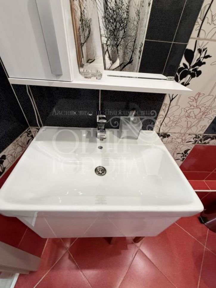 3-комн квартира Строителей бульвар, 53