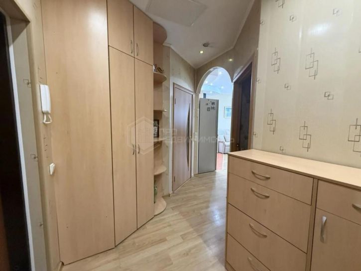 3-комн квартира Свободы, 3