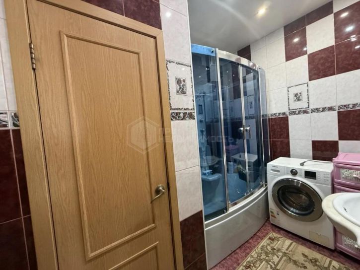 3-комн квартира Свободы, 3
