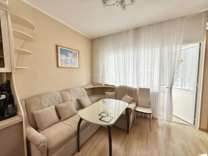 3-комн квартира Свободы, 3
