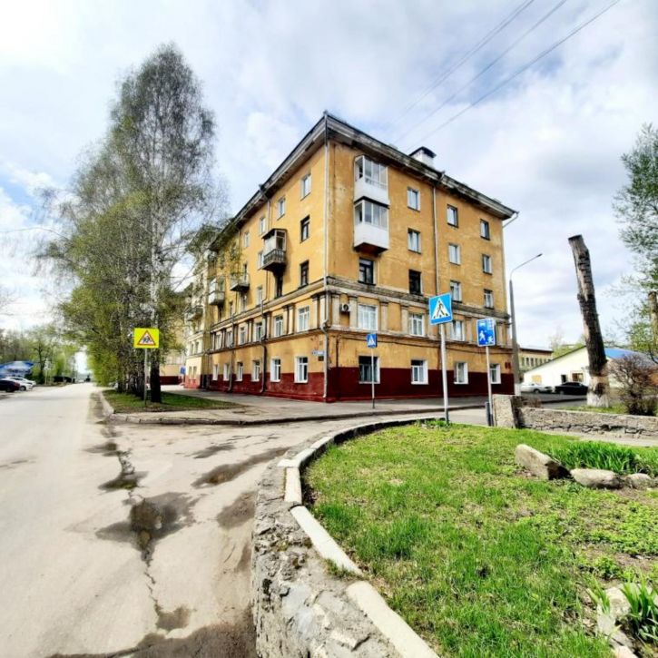3-комн квартира Ушакова, 3