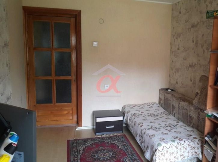 4-комн квартира Патриотов улица, 35