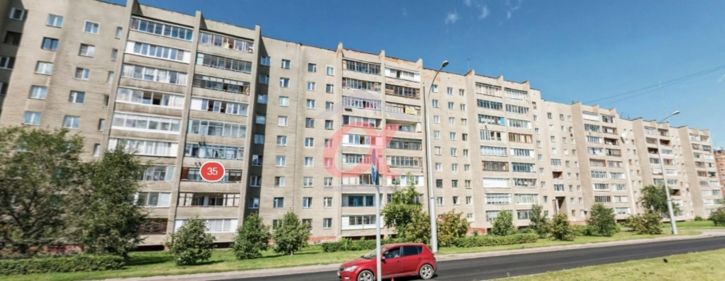 4-комн квартира Патриотов улица, 35