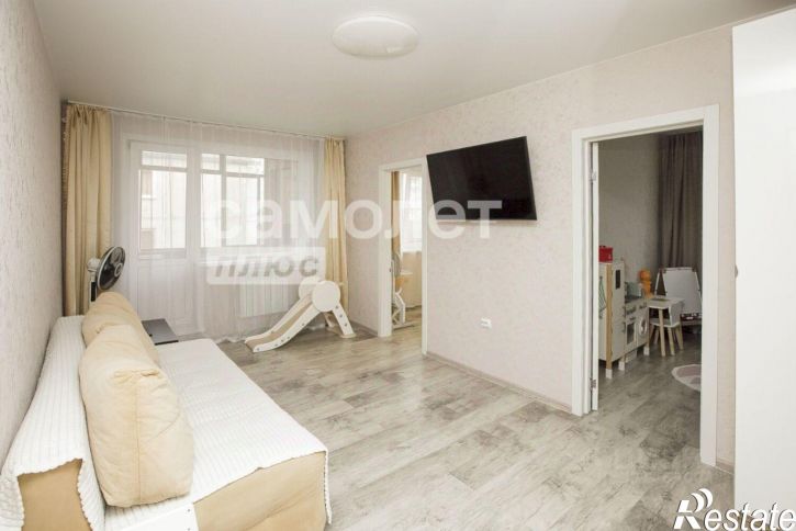 3-комн квартира б-р Строителей, 21Б,  д. 21Б